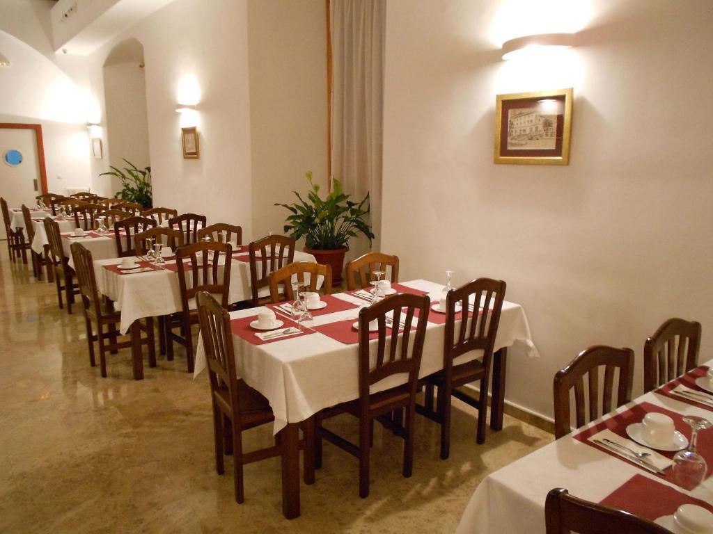 Hotel Nuestra Senora Del Carmen à Caravaca De La Cruz Extérieur photo