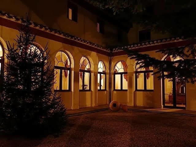 Hotel Nuestra Senora Del Carmen à Caravaca De La Cruz Extérieur photo